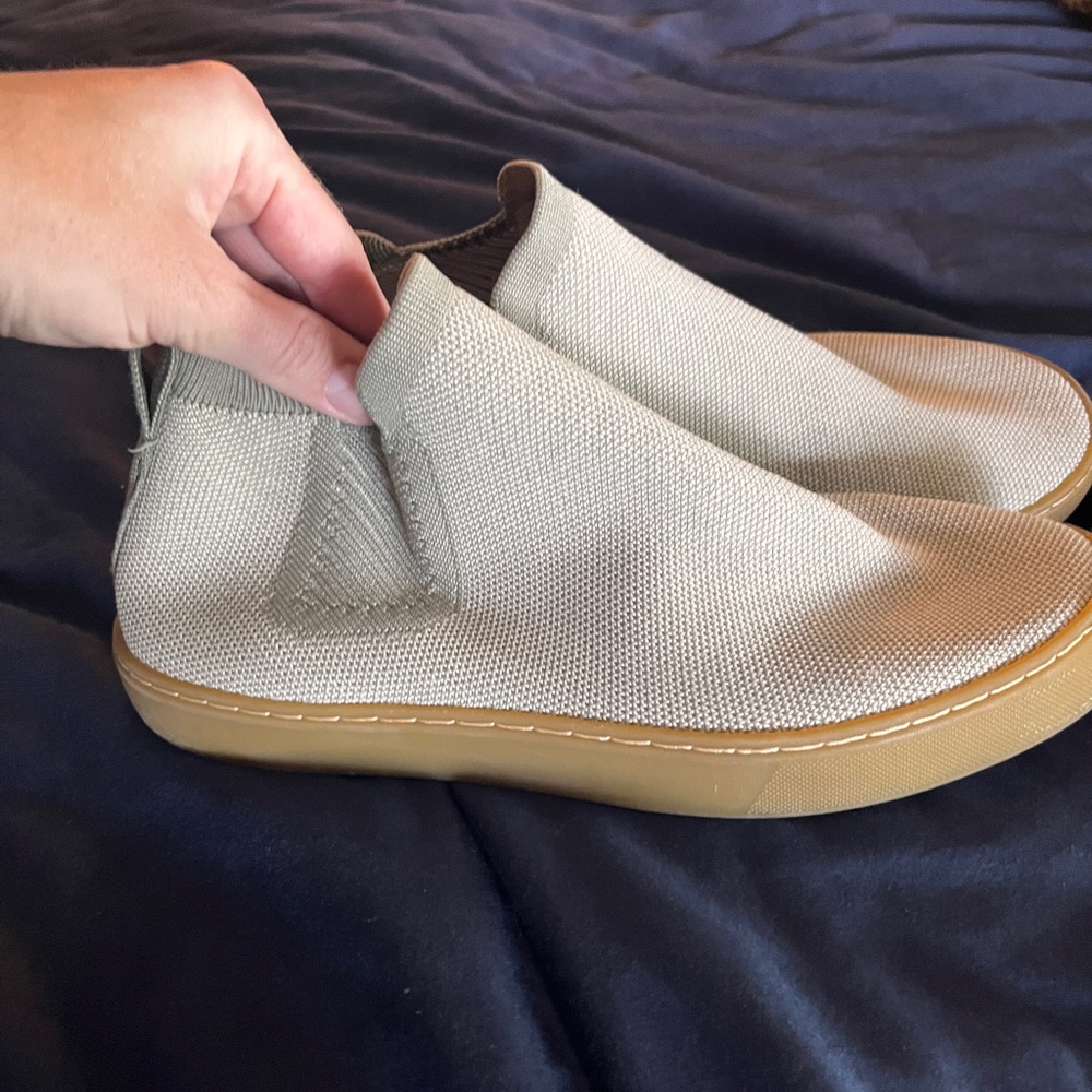 Rothy’s The Chelsea Boot Green Women’s Size 9